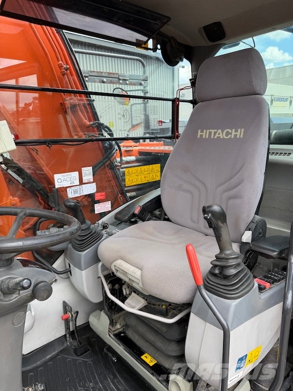 Hitachi ZX170W-6 حفارات بعجل