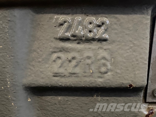 Komatsu WA 90-5 USED AXLES Nápravy