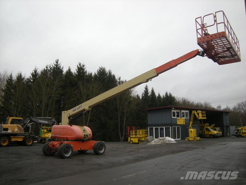 JLG 680 S Allrad Teleskopbühnen
