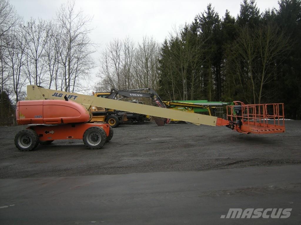 JLG 680 S Allrad Telescopic boom lifts
