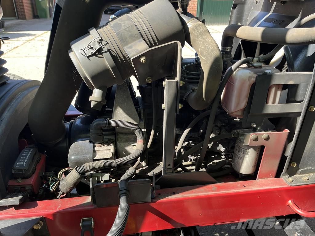 Toro Reelmaster 5010-H Crosstrax AWD ركوب الحشائش