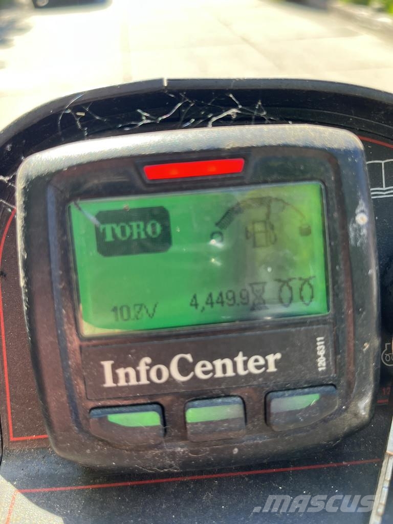 Toro Reelmaster 5010-H Crosstrax AWD ركوب الحشائش