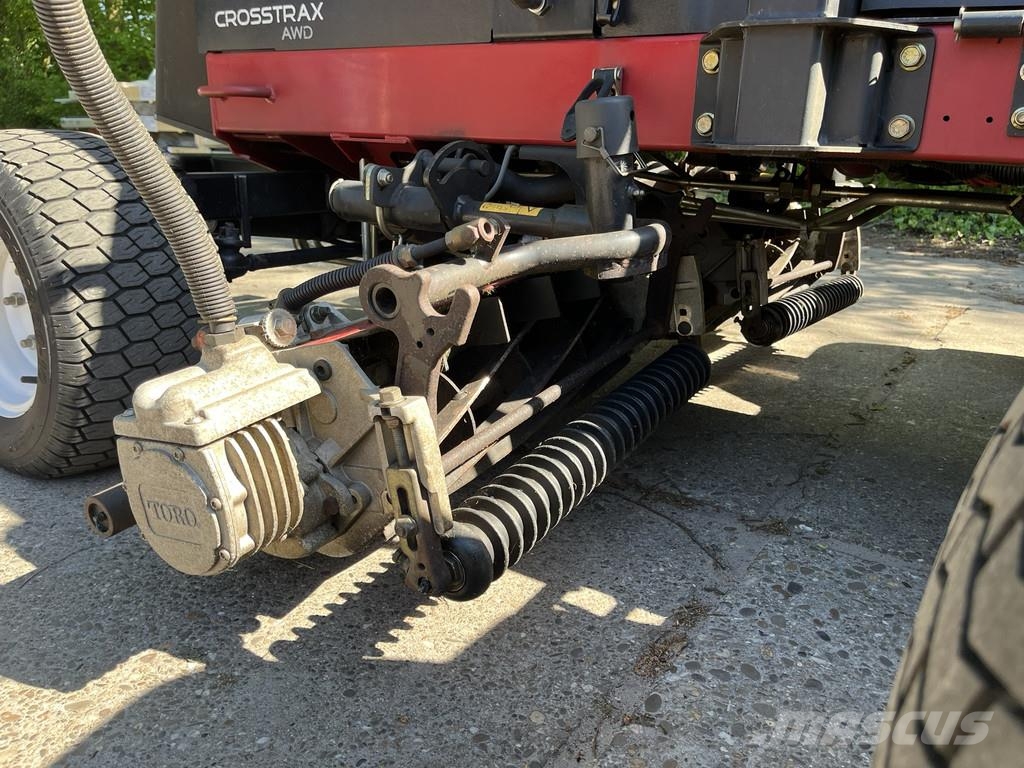 Toro Reelmaster 5010-H Crosstrax AWD ركوب الحشائش