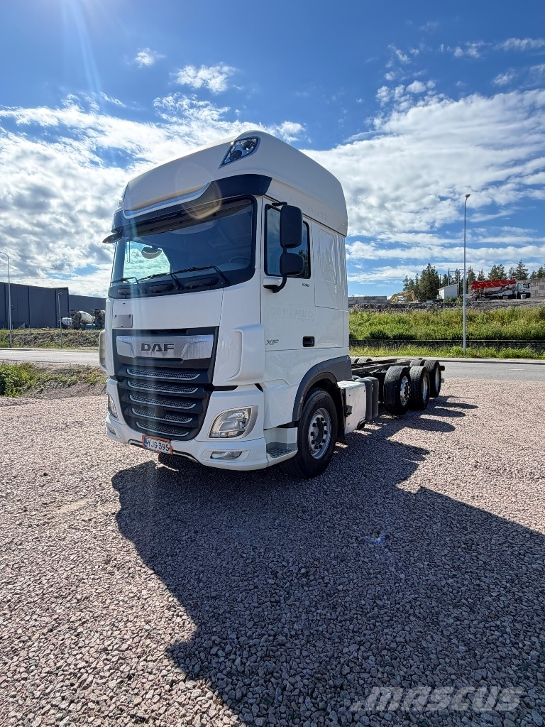DAF XF 530 8x2/4 Chassis