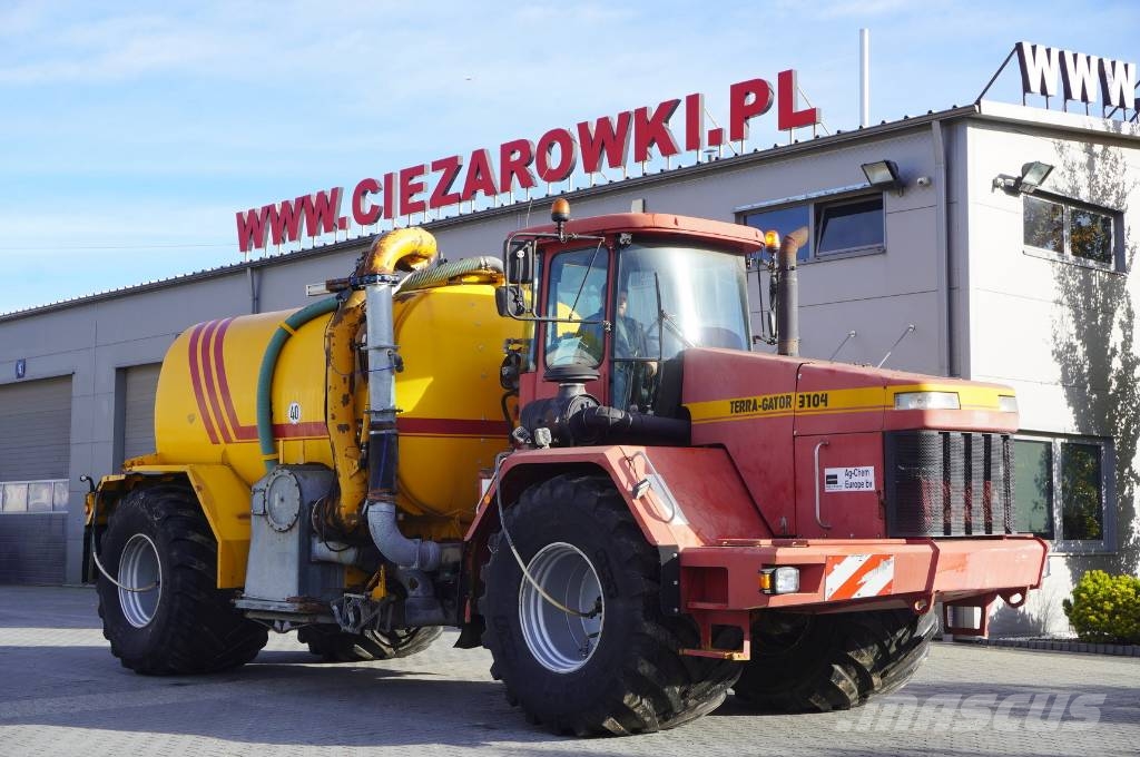 TerraGator TG 3104 Self-propelled liquid manure spreader ماكينات وملحقات تسميد أخرى