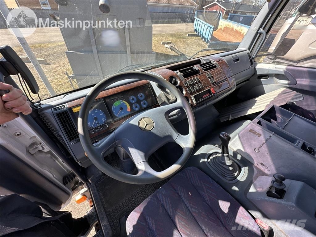 Mercedes-Benz 1223L4X2 Tovornjaki zabojniki