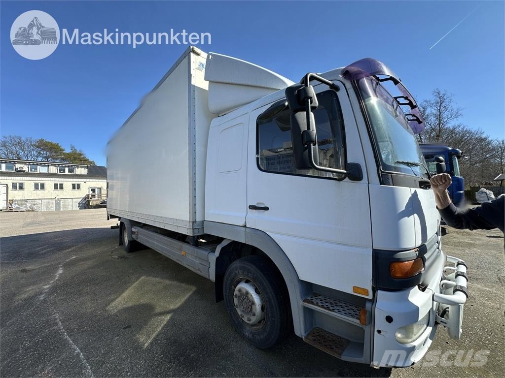 Mercedes-Benz 1223L4X2 Tovornjaki zabojniki