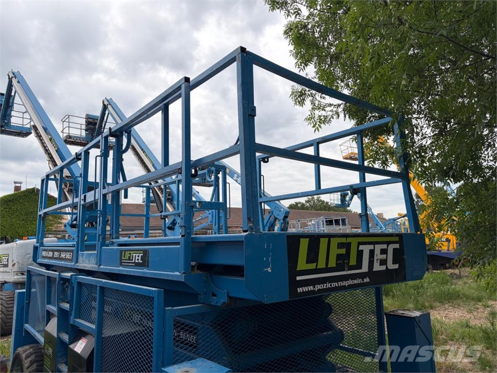Genie GS - 4390 4X4 Construction - Autres