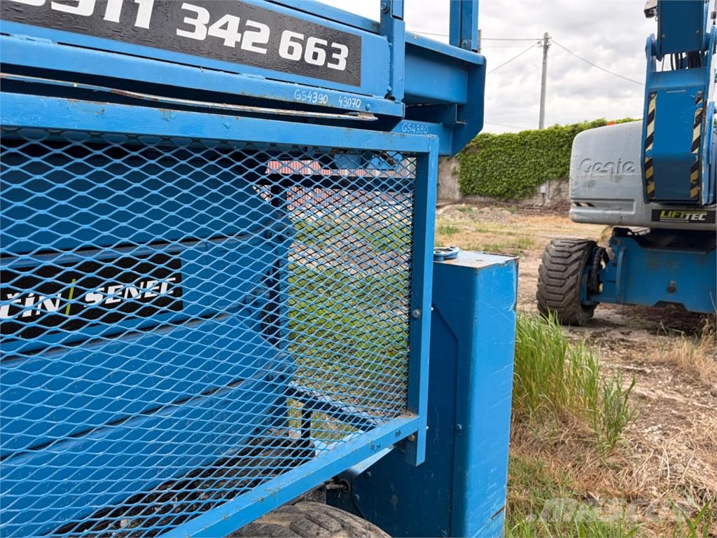 Genie GS - 4390 4X4 Construction - Autres