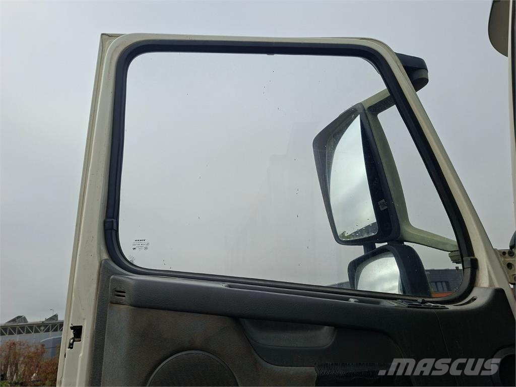 Volvo FM 13 440 86R 8X6 傾卸式卡車