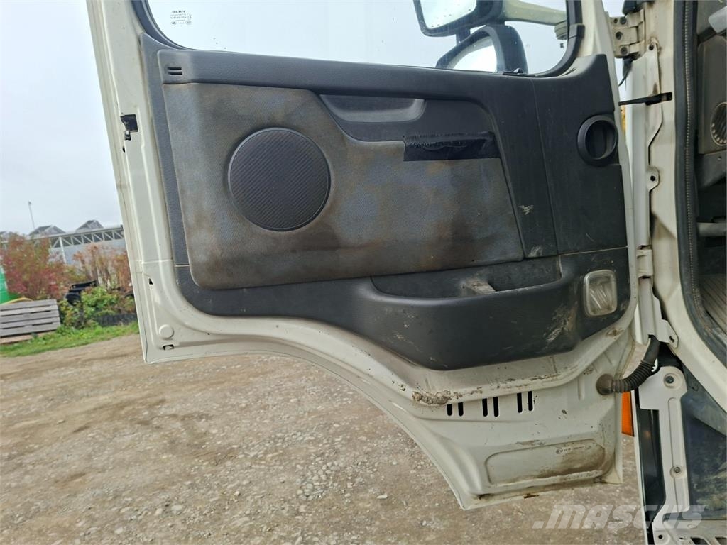 Volvo FM 13 440 86R 8X6 傾卸式卡車