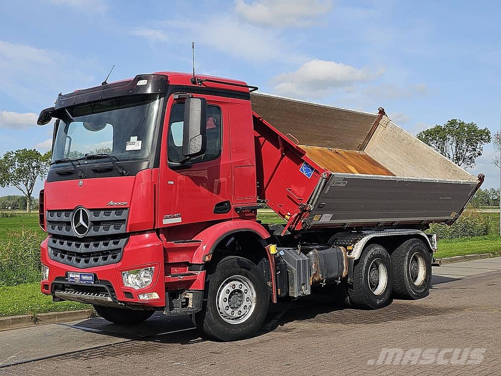 Mercedes-Benz AROCS 2645 6X4 RETARDER 151TKM Tipper trucks