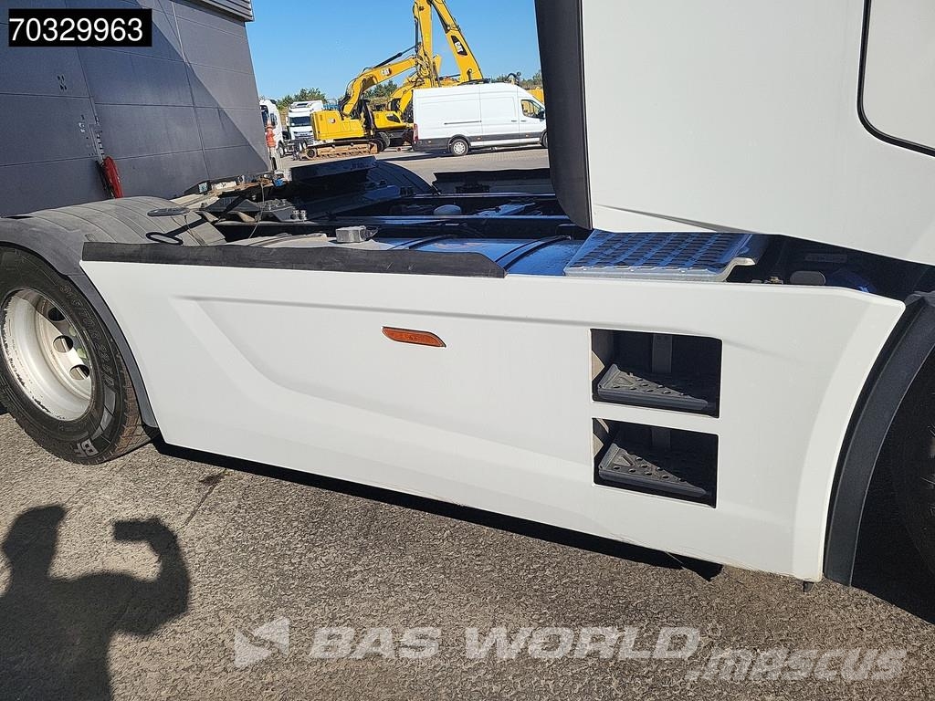 Iveco S-Way 480 4X2 New Tyres! Retarder Standklima ACC Vetopöytäautot