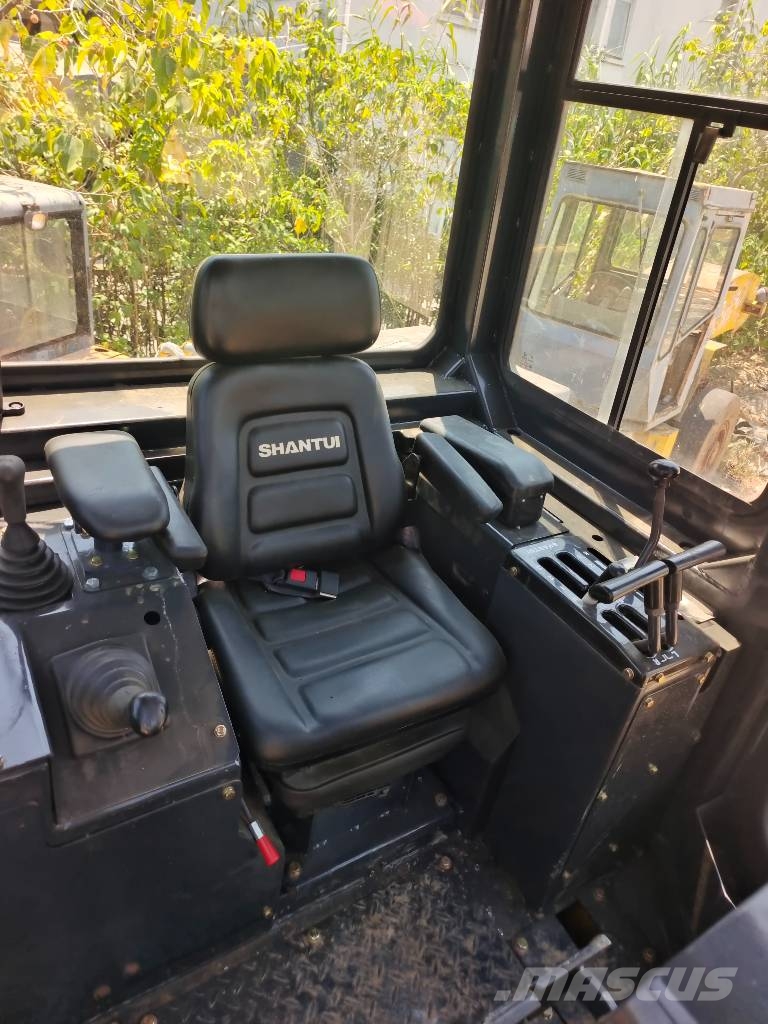 CAT D8R 28th Anniversary Promotion Price Paletli dozerler