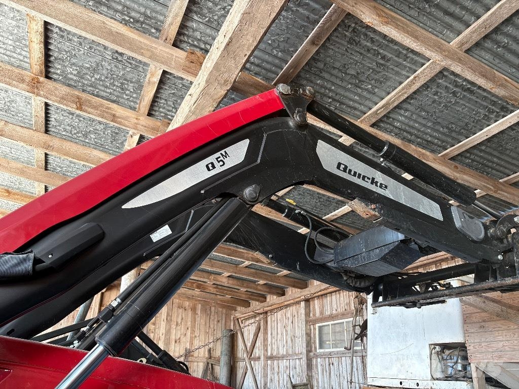 Case IH Maxxum 135 CVX, Quicke Q5, 1.335tim Traktori