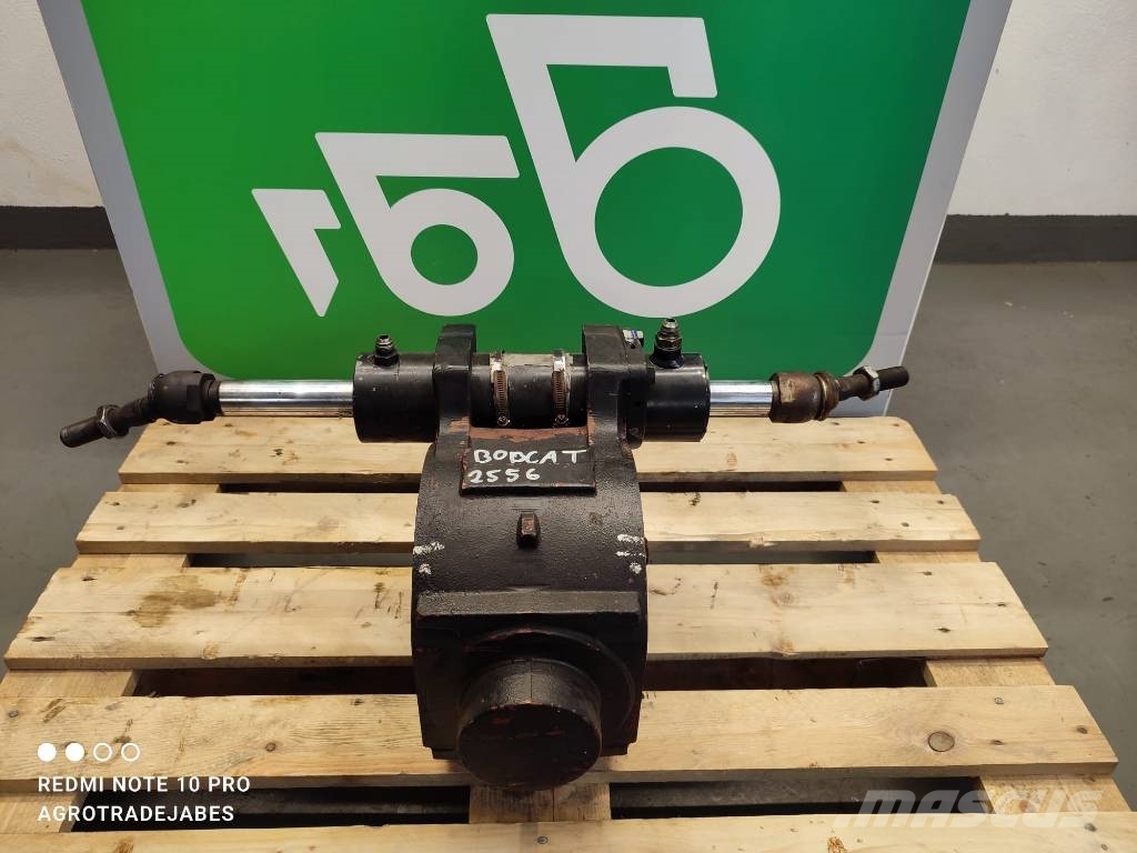 Bobcat Differential housing 972140094 Bobcat 2556 Ašys