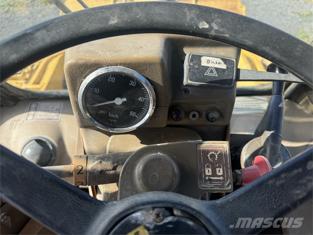 CAT 966 D Radlader