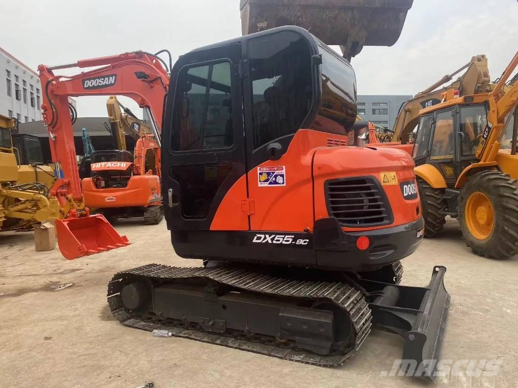 Doosan DX55-9C Mini excavatoare < 7t
