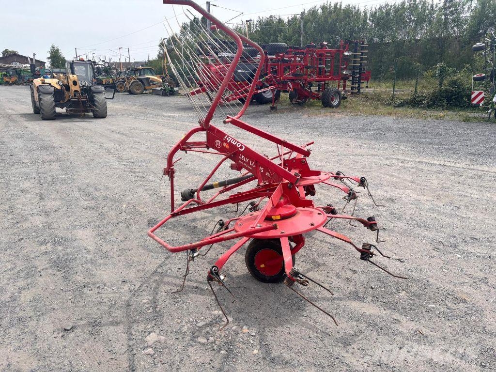 Lely Lotus 300 Rastrillos y henificadores
