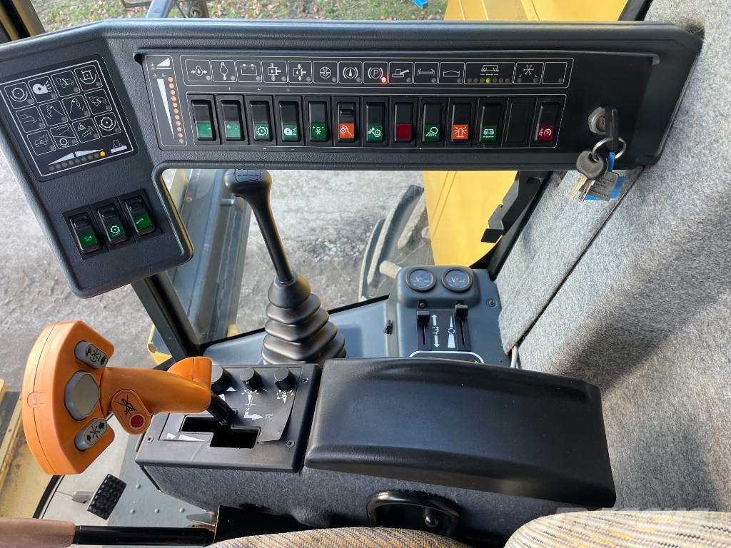 New Holland TX 66 Biçerdöverler