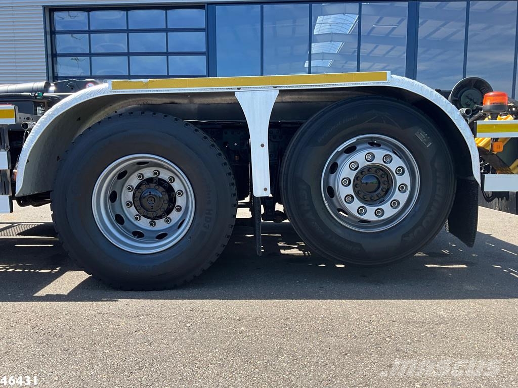 MAN TGS 26.420 Euro 6 HMF 21 Tonmeter laadkraan Just 1 Treileri ar āķi