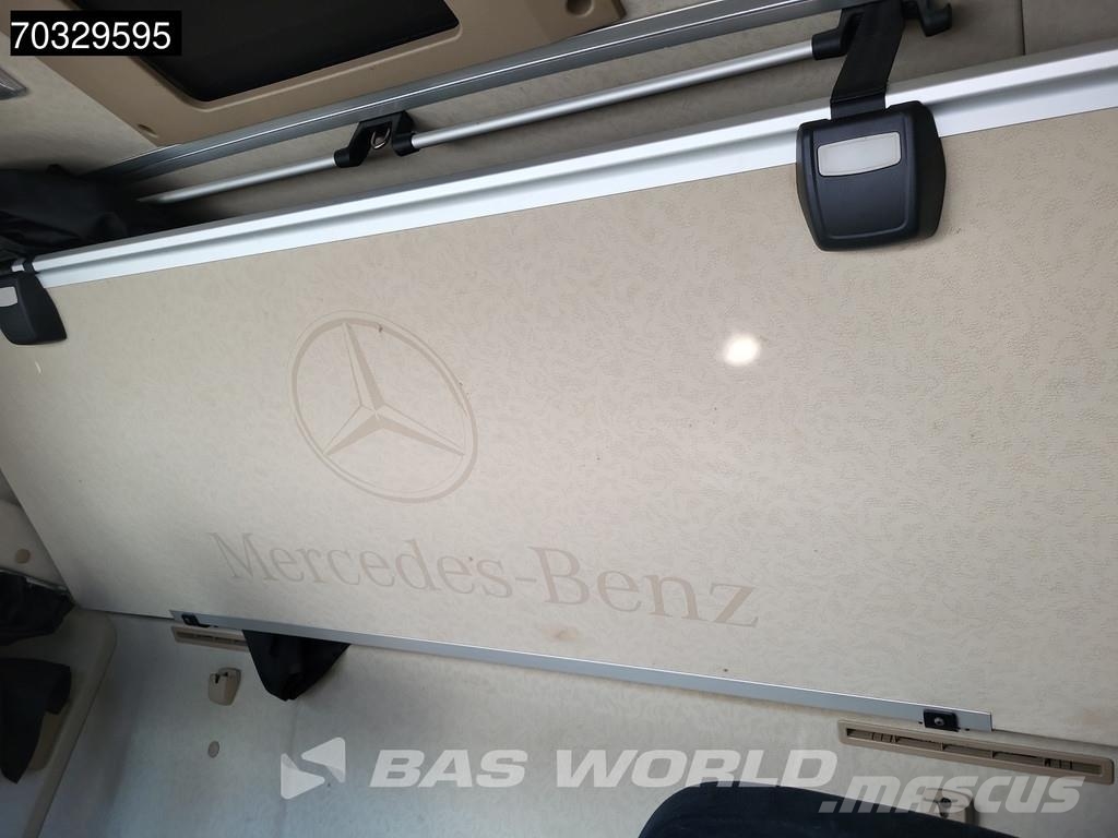 Mercedes-Benz Actros 2443 6X2 BigSpace Retarder Standklima ACC L Camiones tractor
