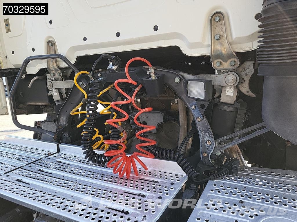 Mercedes-Benz Actros 2443 6X2 BigSpace Retarder Standklima ACC L Camiones tractor