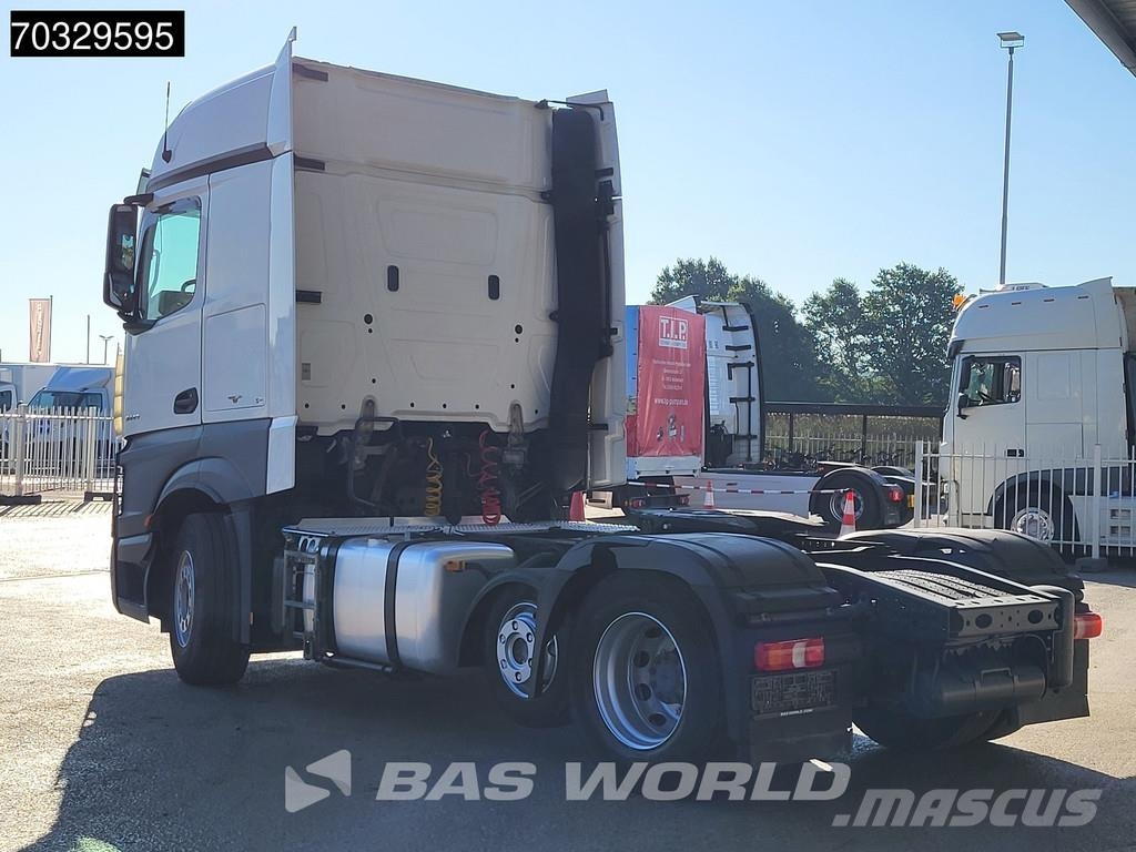 Mercedes-Benz Actros 2443 6X2 BigSpace Retarder Standklima ACC L Camiones tractor