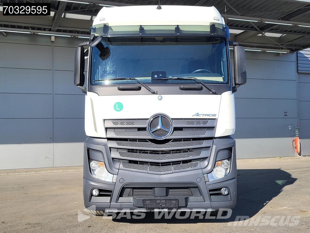 Mercedes-Benz Actros 2443 6X2 BigSpace Retarder Standklima ACC L Camiones tractor