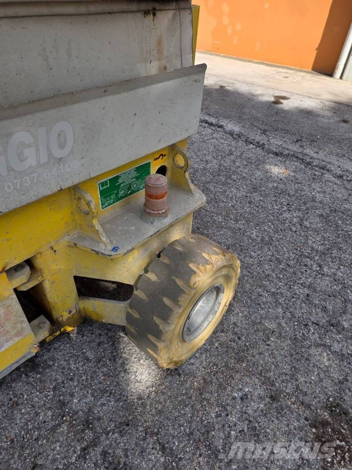 Airo SF 820 Šķerveida pacēlāji