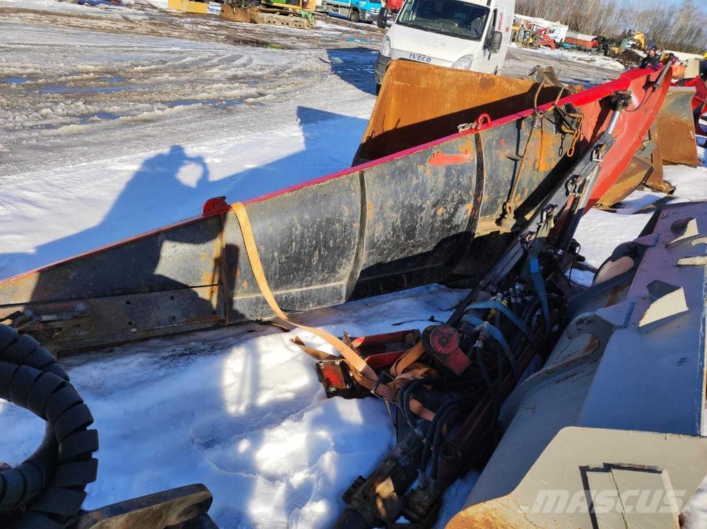 Svedala ARBRÅ HYDRAULIC STRAIGHT SNOW PLOW / LUMESAHK Snepræpareringsmaskiner