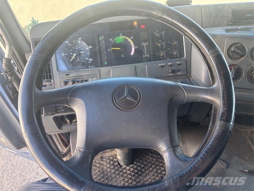 Mercedes-Benz ACTROS 1831 + CAPPELLOTO شاحنات بمقصورة وهيكل