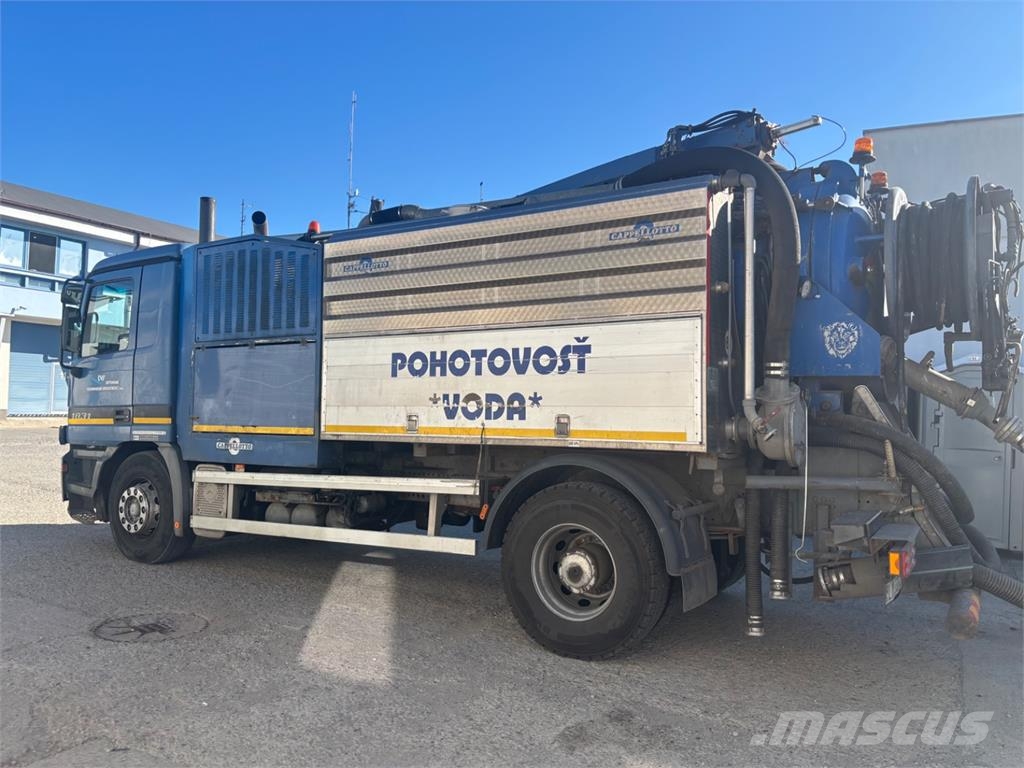 Mercedes-Benz ACTROS 1831 + CAPPELLOTO شاحنات بمقصورة وهيكل