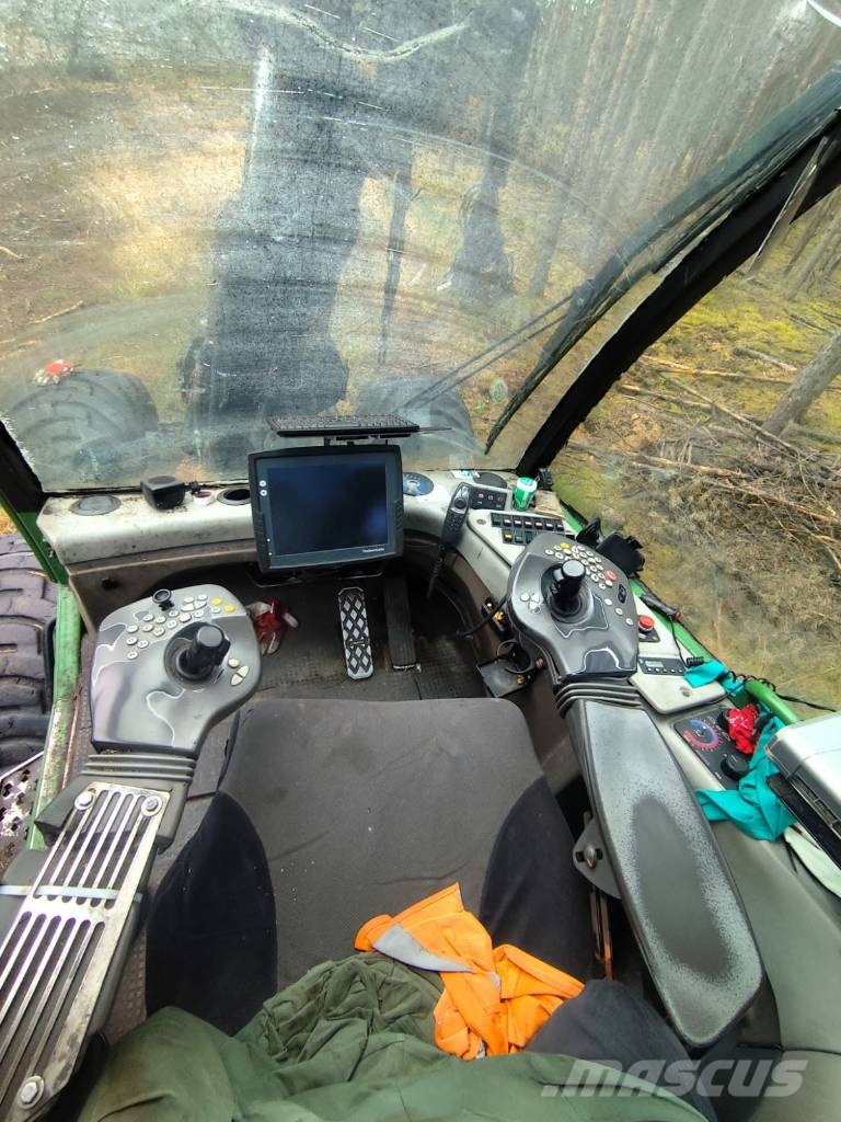 John Deere 1270 D Eco III Hogstmaskiner