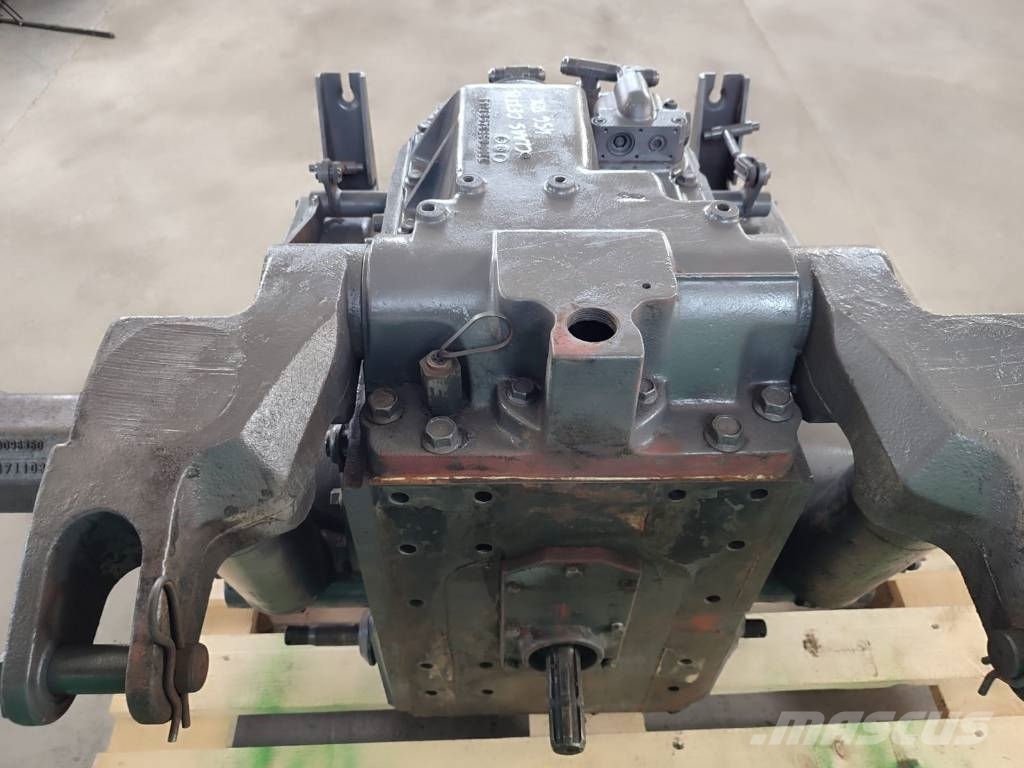 CLAAS Rear axle complete 7700098349 CLAAS CELTIS 456 RX Girkasse