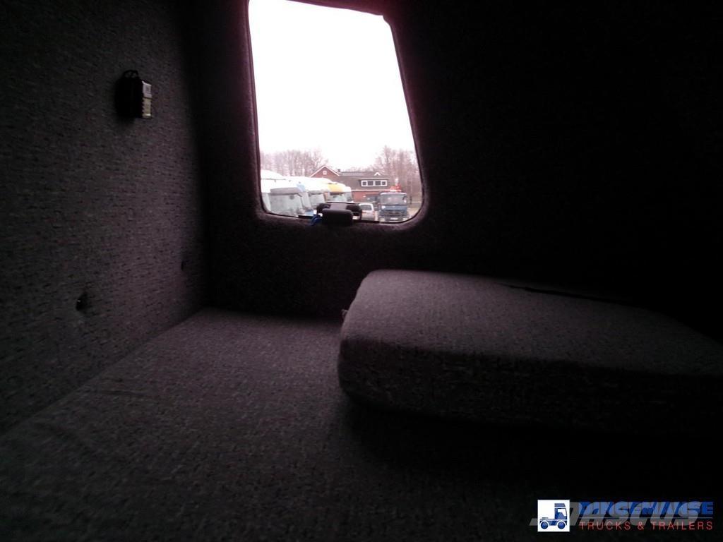 Volkswagen Crafter 4x2 curtain side van Euro 6 其他