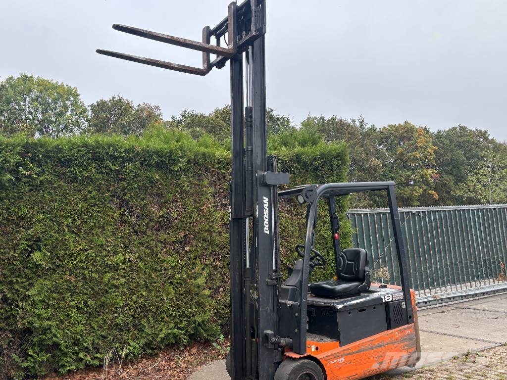 Doosan B18T-5 elektrische heftruck dublo 1.8 ton heftruck 전동 지게차