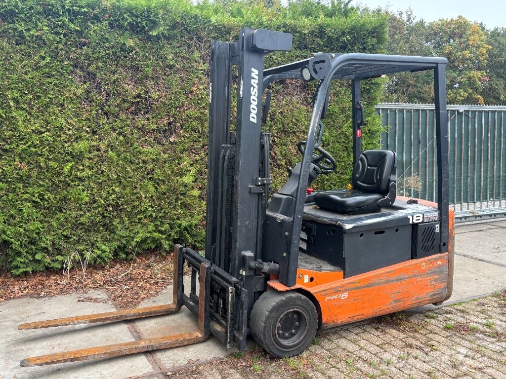 Doosan B18T-5 elektrische heftruck dublo 1.8 ton heftruck 전동 지게차