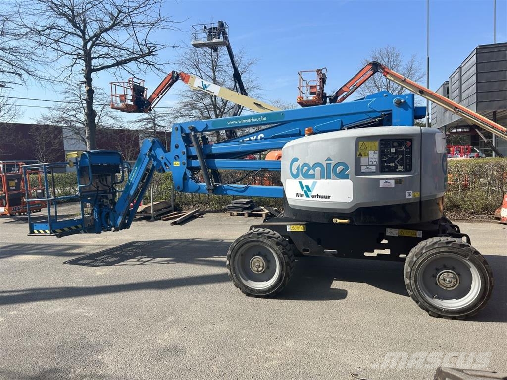 Genie Z-45/25XC (3204) Karos emelők