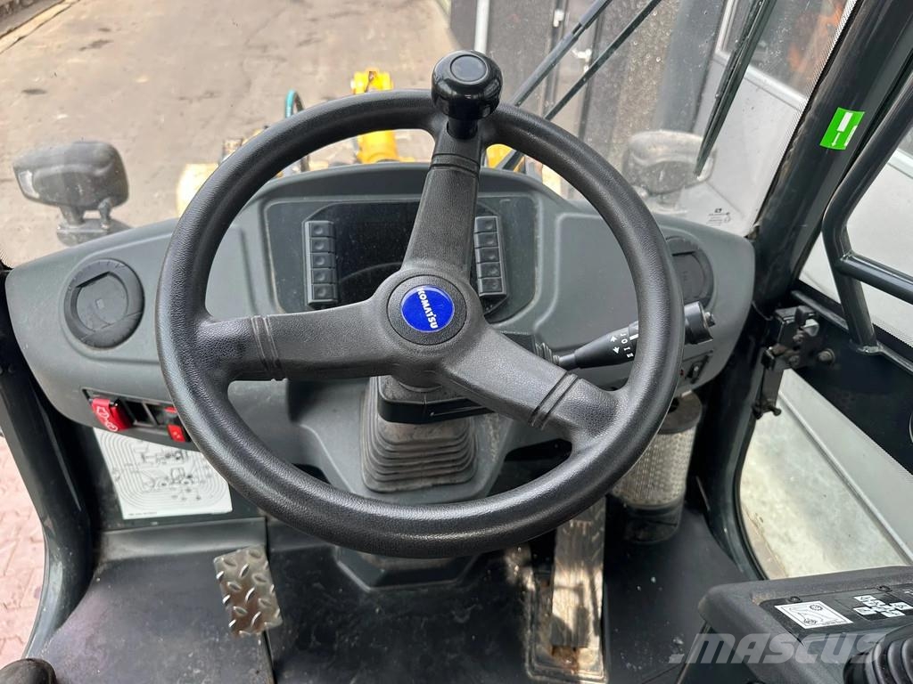 Komatsu WA80M-8 | A/C لوادر بعجل