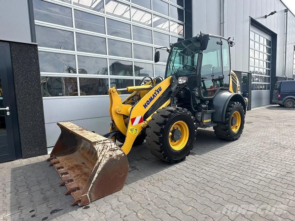 Komatsu WA80M-8 | A/C لوادر بعجل