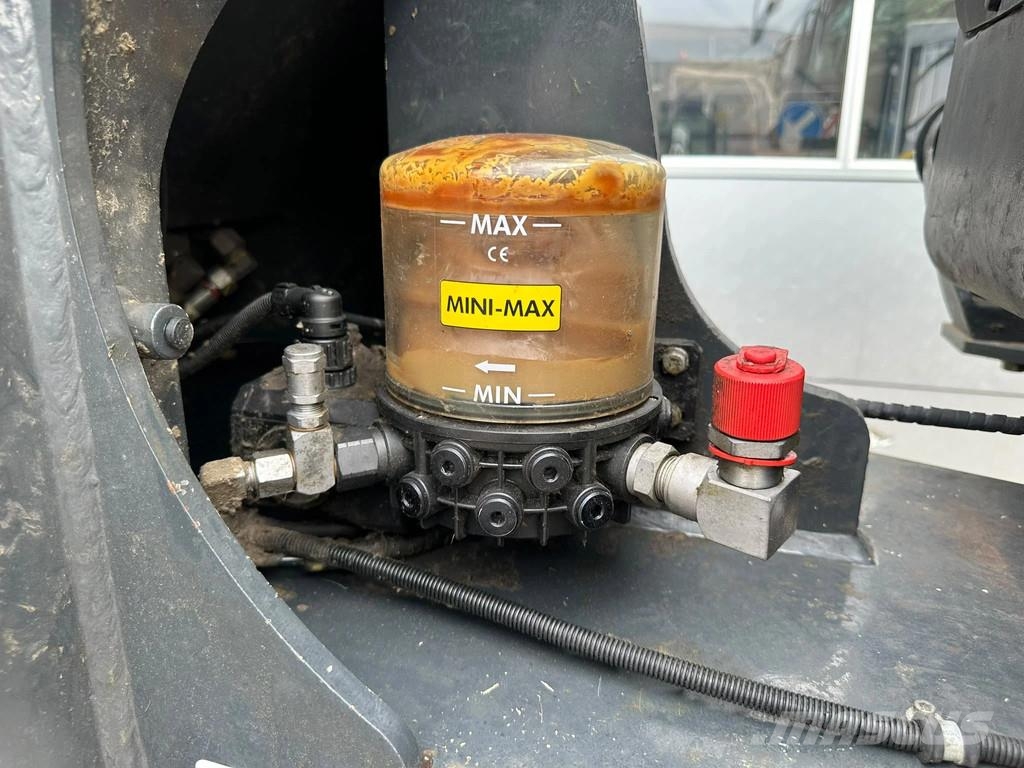 Komatsu WA80M-8 | A/C لوادر بعجل