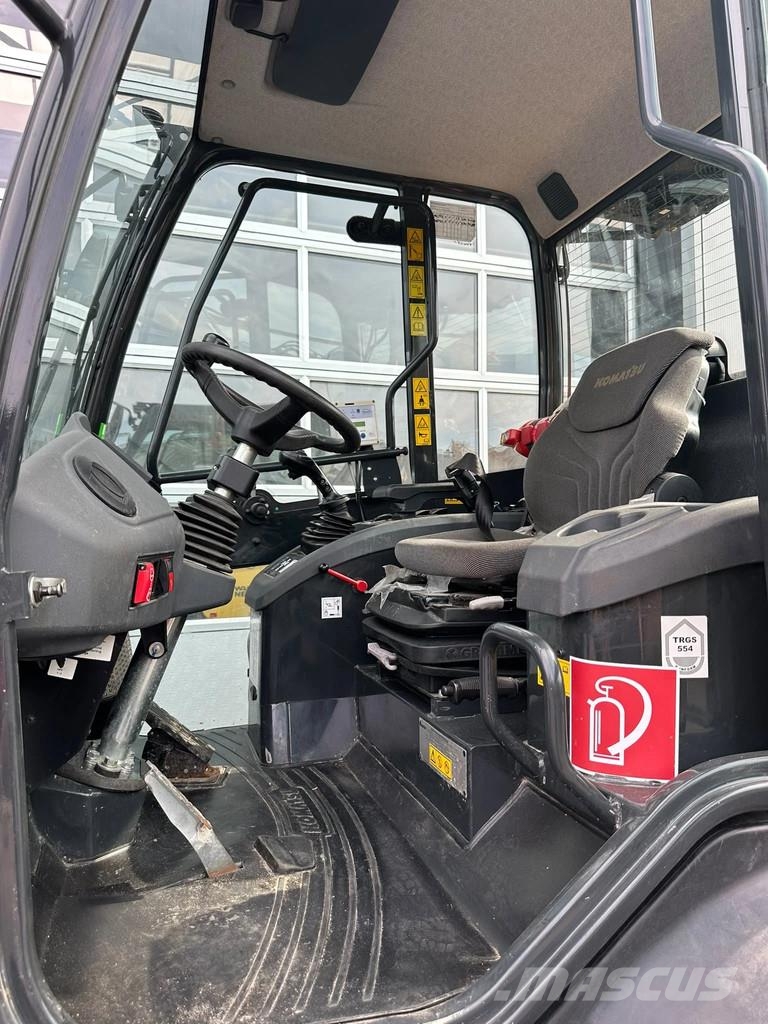 Komatsu WA80M-8 | A/C لوادر بعجل