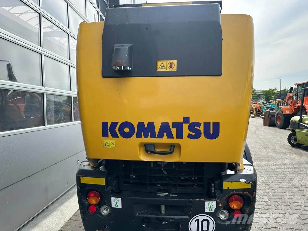 Komatsu WA80M-8 | A/C لوادر بعجل