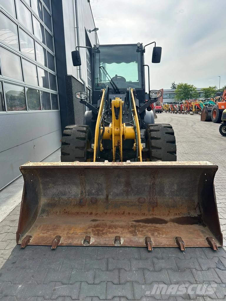 Komatsu WA80M-8 | A/C لوادر بعجل