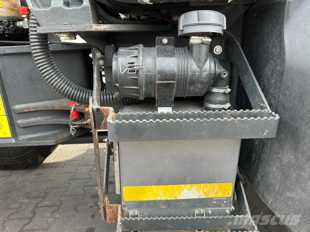 Komatsu WA80M-8 | A/C لوادر بعجل