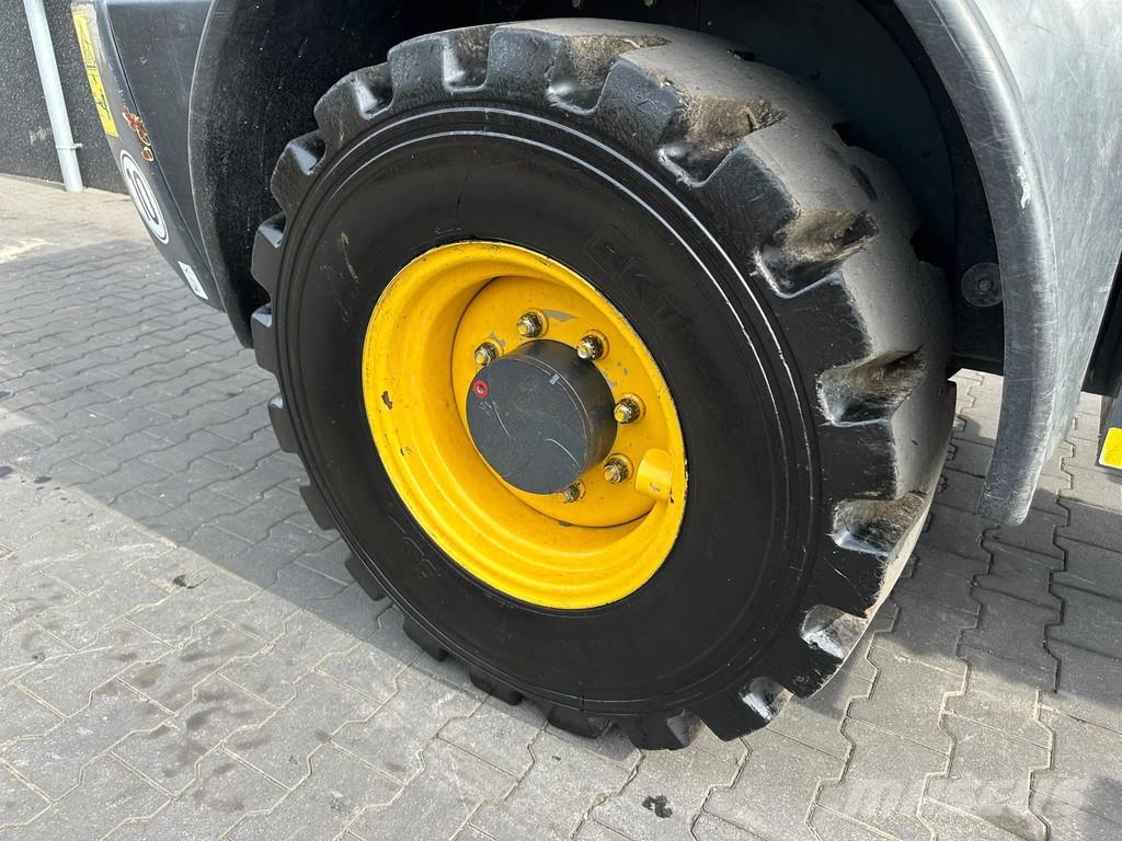 Komatsu WA80M-8 | A/C لوادر بعجل