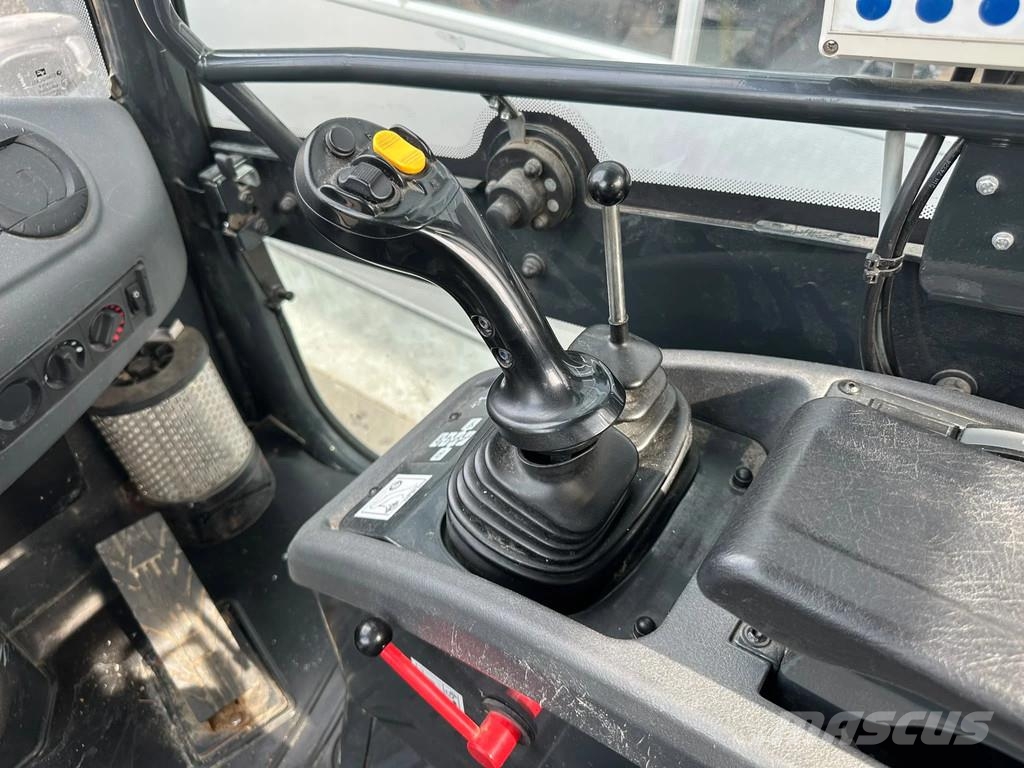 Komatsu WA80M-8 | A/C لوادر بعجل