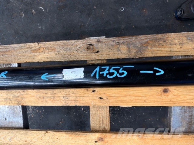 Liebherr L 524 WAŁ NAPEDOWY UZYWANY Asis