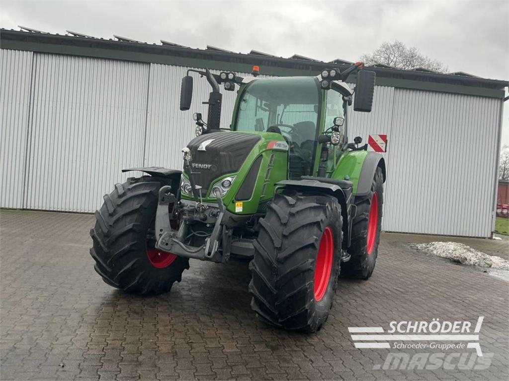 Fendt 724 VARIO S4 PROFI PLUS Трактори